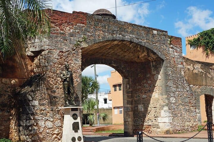 Excursión a Santo Domingo desde Punta Cana miniatura 3